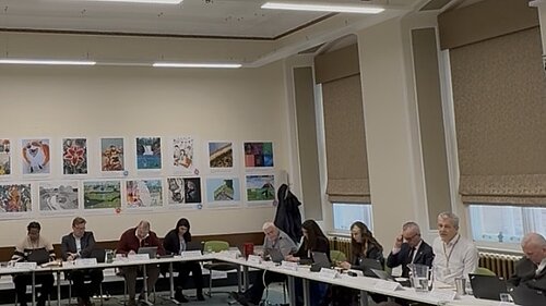 Roger Harmer speaking on Budget at February Cabinet meeting